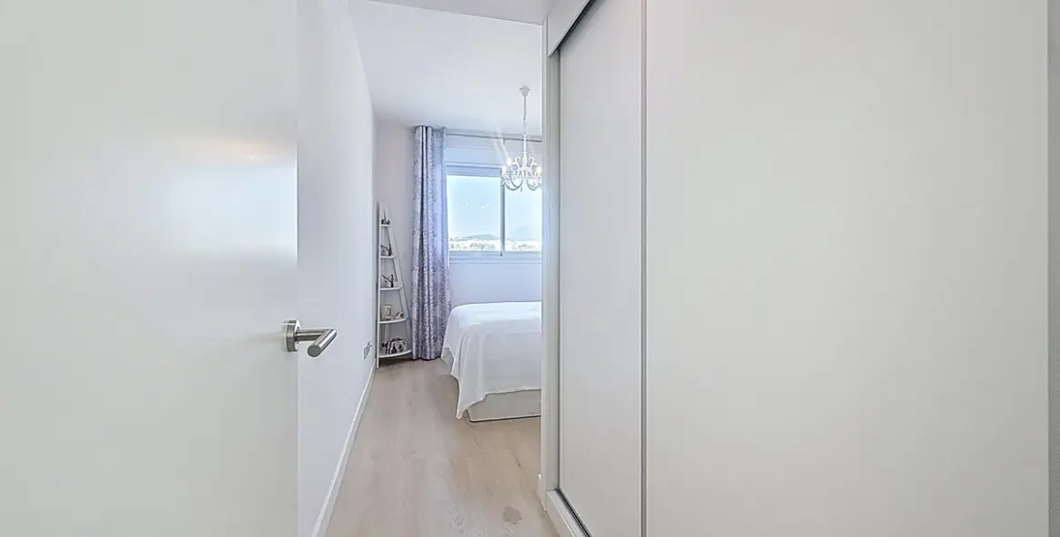 Venta de ático en Estepona 14