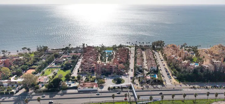 Venta de apartamento en planta baja en New Golden Mile 0