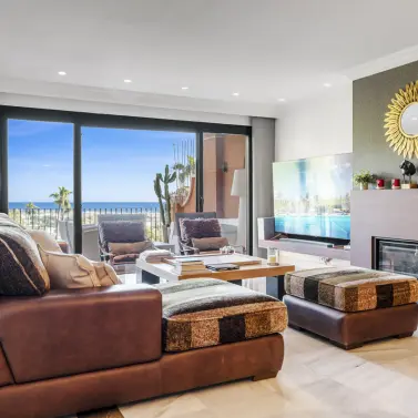 Venta de ático dúplex en Monte Halcones