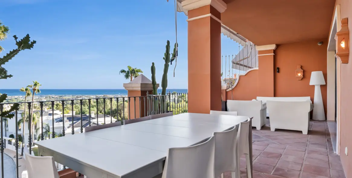 Venta de ático dúplex en Monte Halcones 9