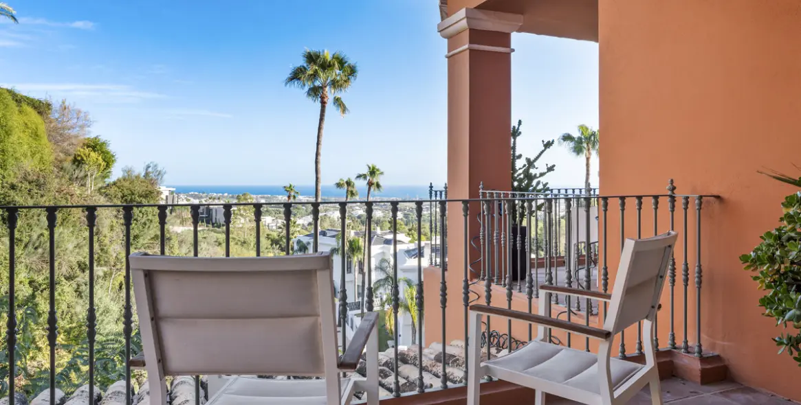 Venta de ático dúplex en Monte Halcones 17