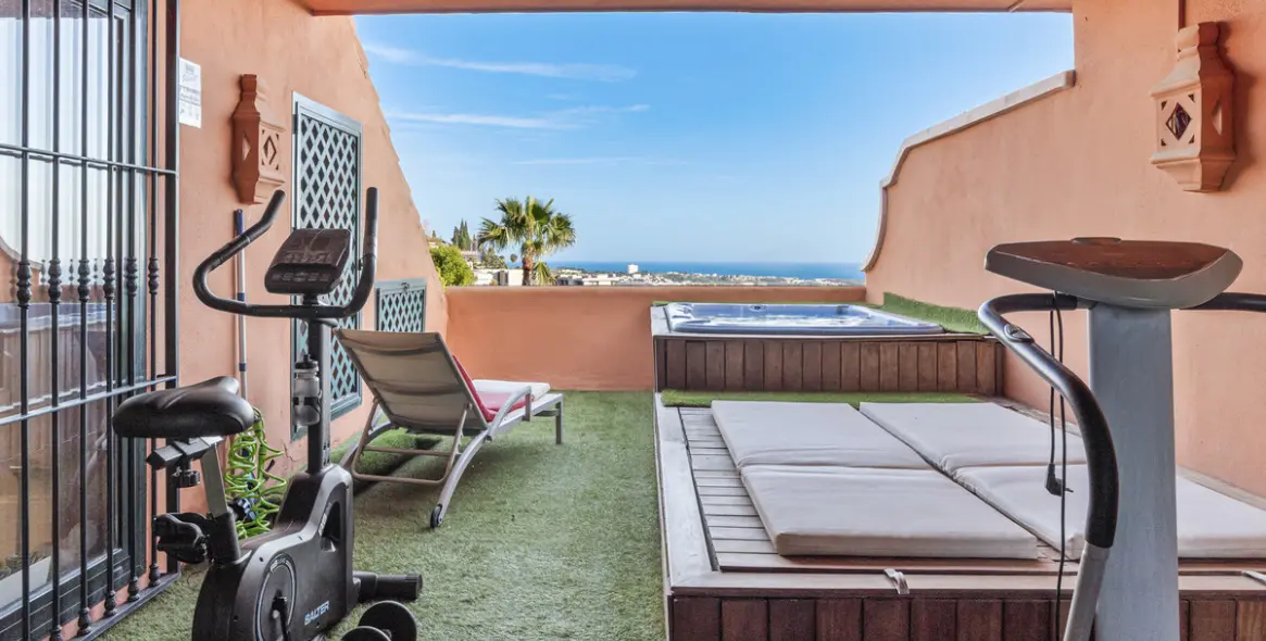 Venta de ático dúplex en Monte Halcones 19