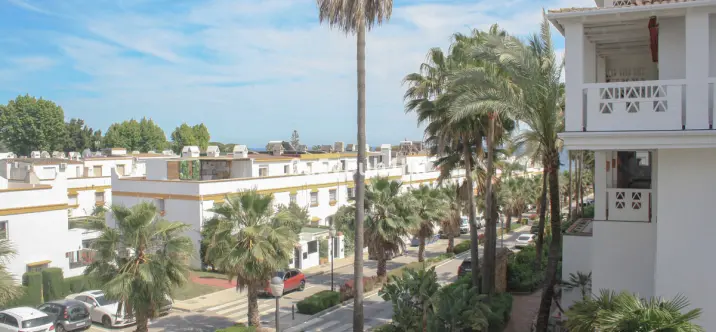 Venta de apartamento en planta baja en Marbella 2