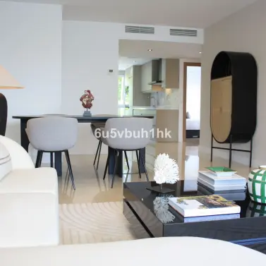 Venta de apartamento en planta baja en Marbella