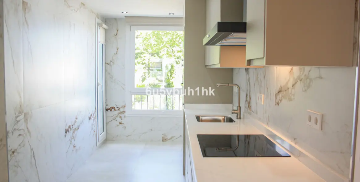 Venta de apartamento en planta baja en Marbella 10