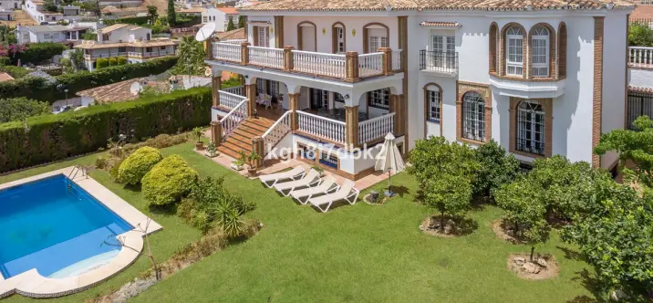 Venta de villa independiente en Benalmadena 0