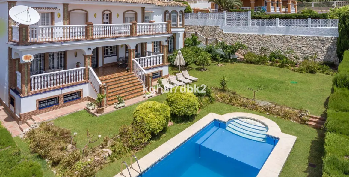 Venta de villa independiente en Benalmadena 2