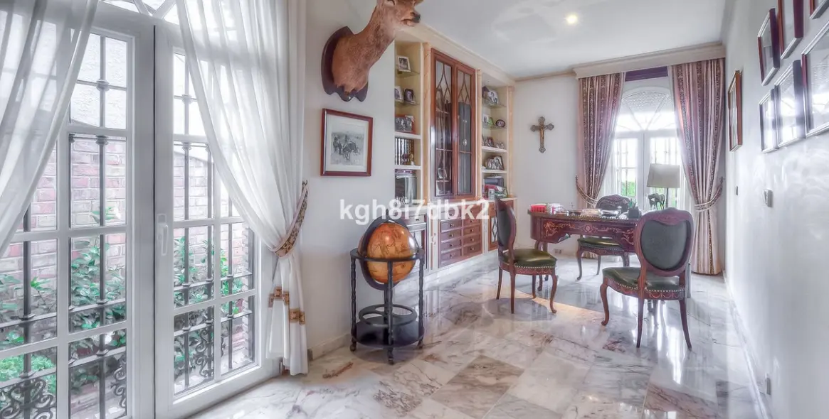 Venta de villa independiente en Benalmadena 12