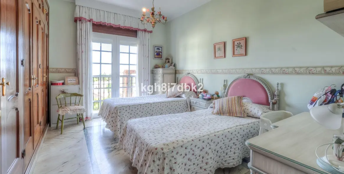 Продажа  отдельно стоящей виллы в Benalmadena 29