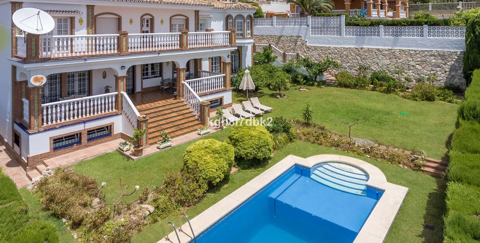 Sale of detached villa in Benalmadena 2