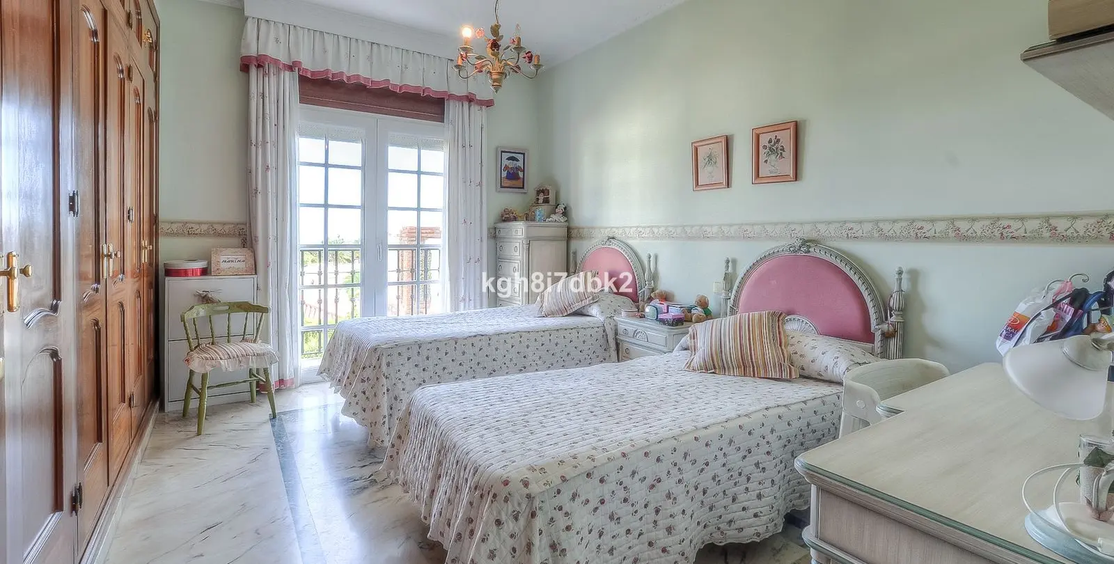 Sale of detached villa in Benalmadena 29