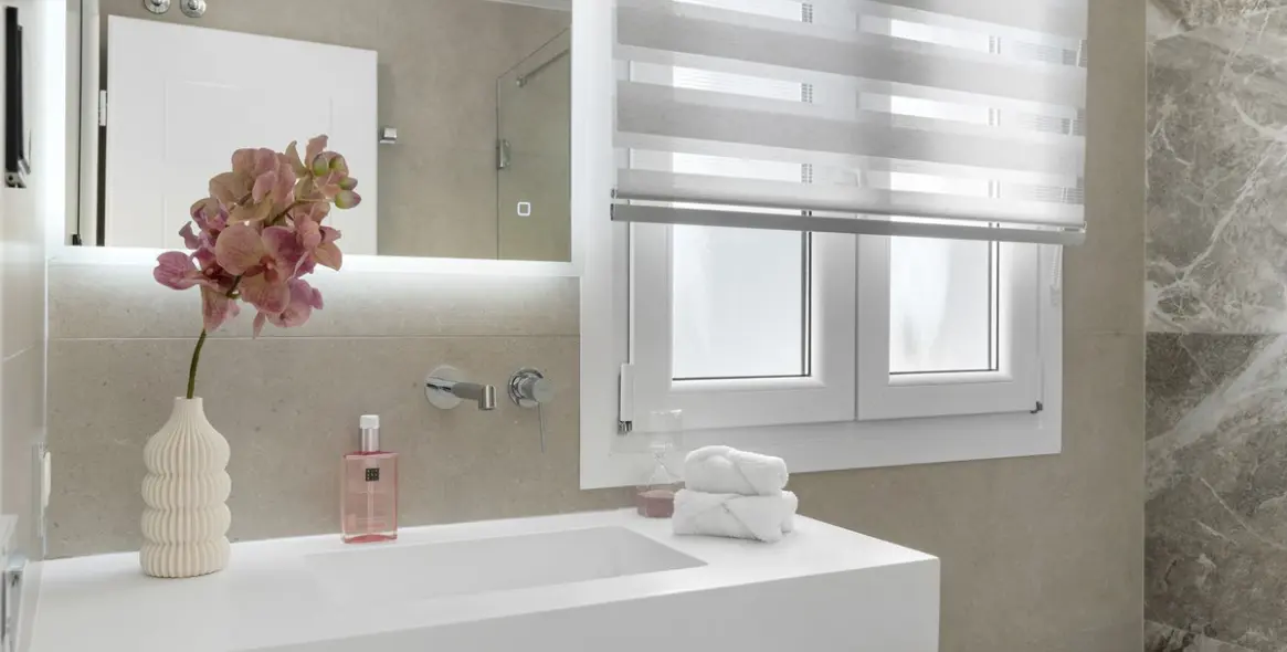 Venta de ático dúplex en Nueva Andalucía 11