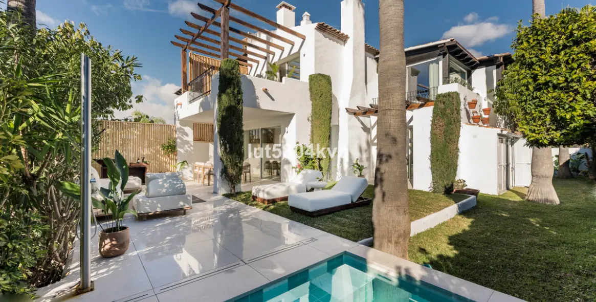 Venta de casa pareada en The Golden Mile 1