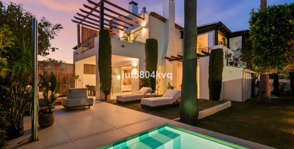 Venta de casa pareada en The Golden Mile 6