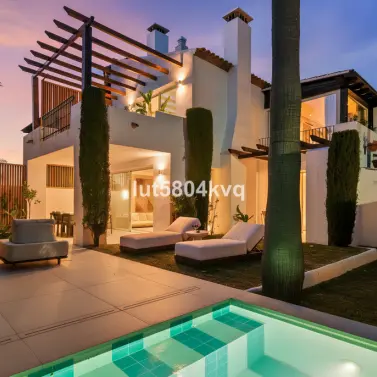 Venta de casa pareada en The Golden Mile