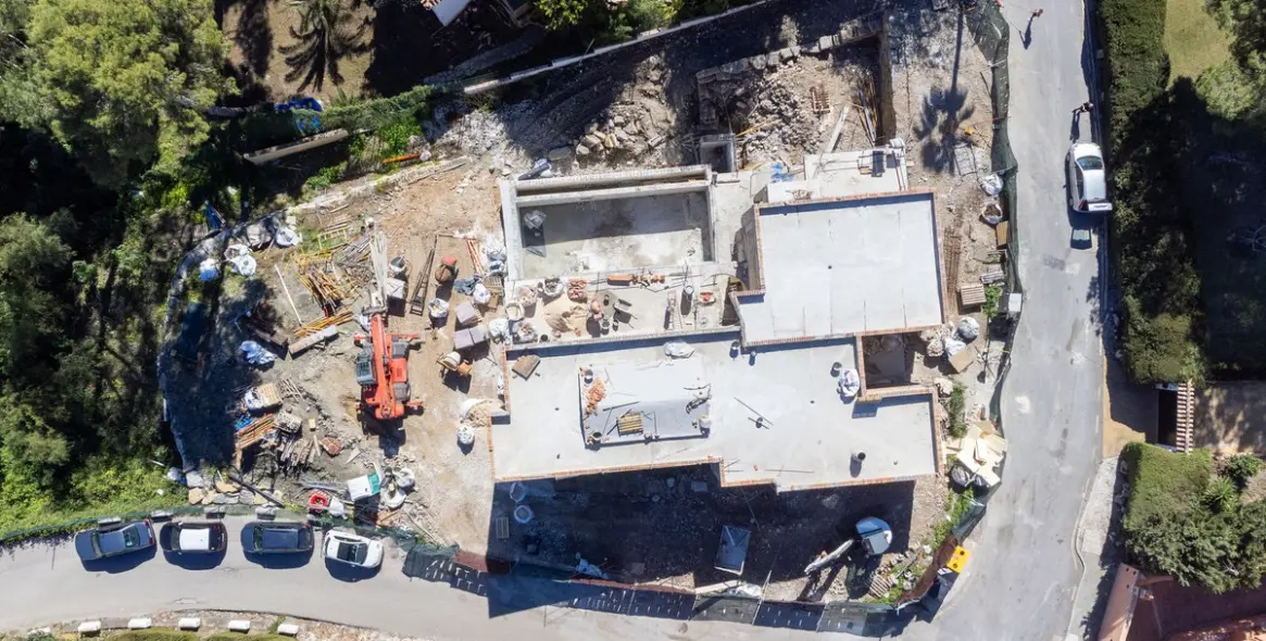 Venta de villa independiente en El Paraiso 4