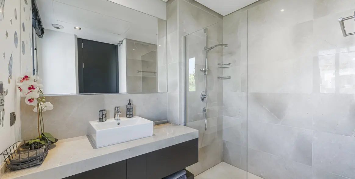 Venta de villa independiente en The Golden Mile 16