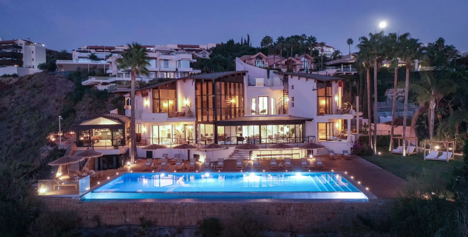 Short-term rent of detached villa in Benahavís 31
