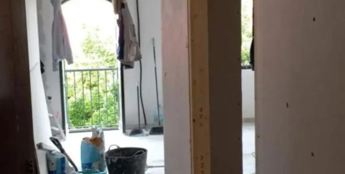 Venta de apartamento en planta media en Puerto Banús 6