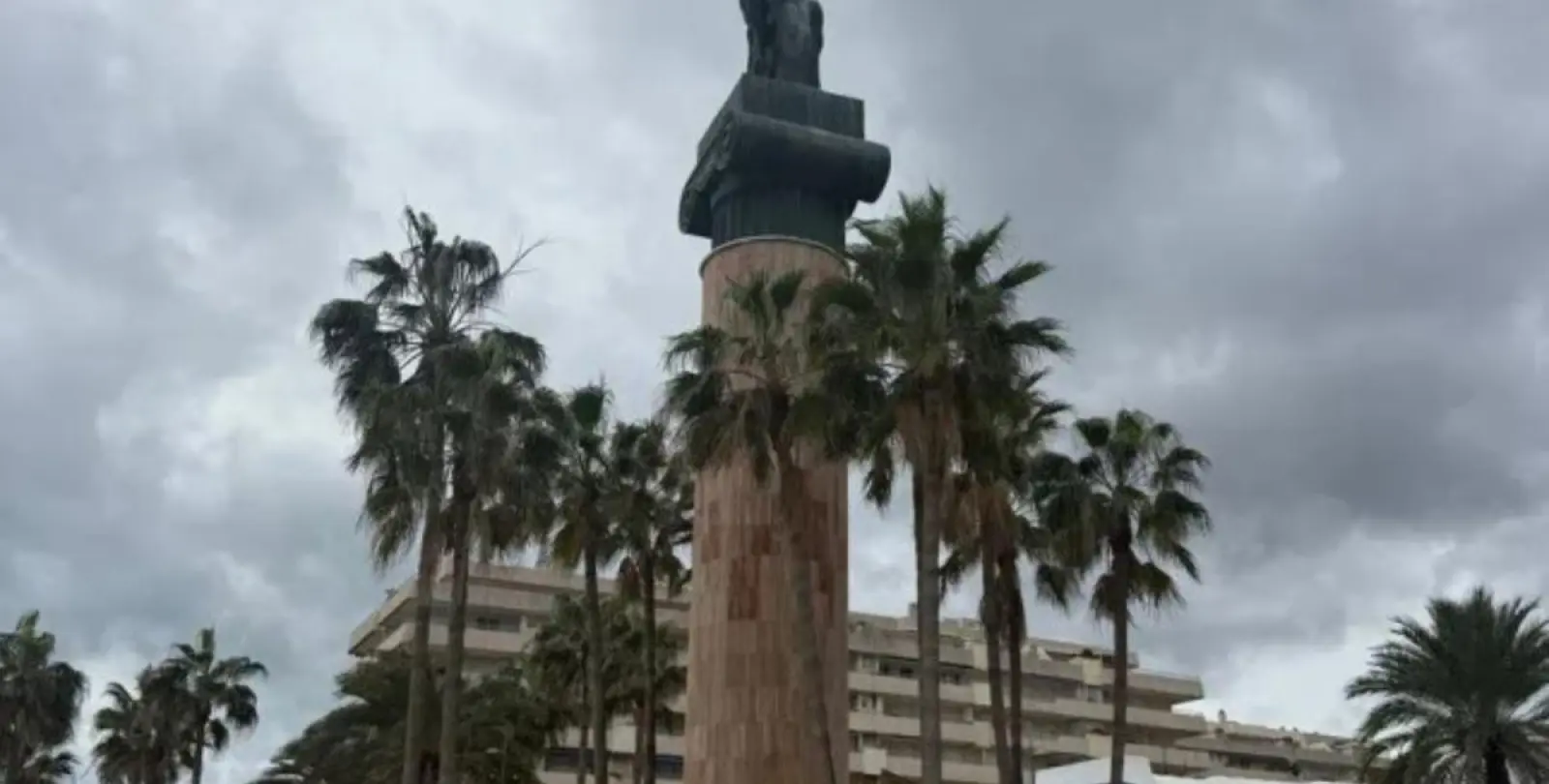 Продажа апартаментов на среднем этаже в Puerto Banús 10