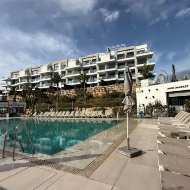 Venta de apartamento en planta media en Mijas Costa