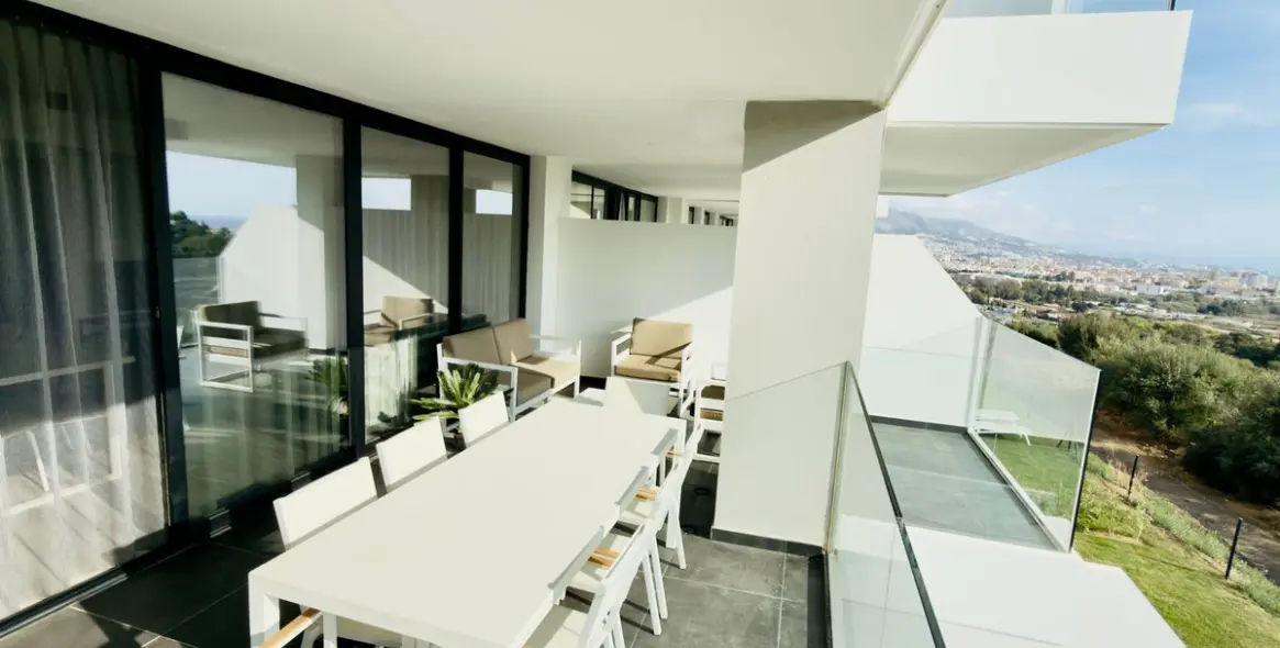 Venta de apartamento en planta media en Mijas Costa 9