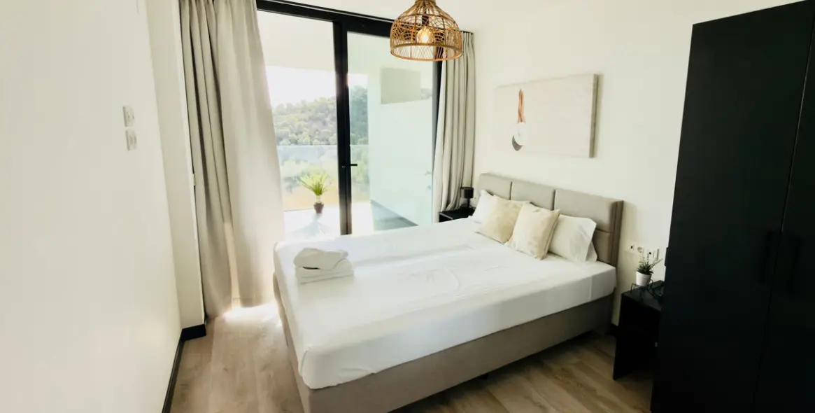 Venta de apartamento en planta media en Mijas Costa 15