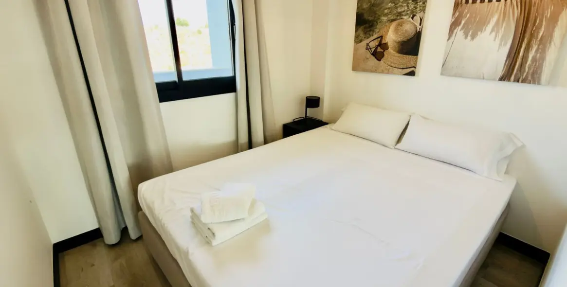 Venta de apartamento en planta media en Mijas Costa 19