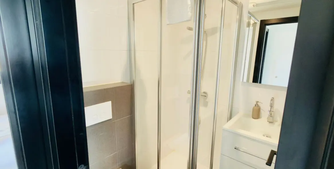 Sale of middle floor apartment in Mijas Costa 23