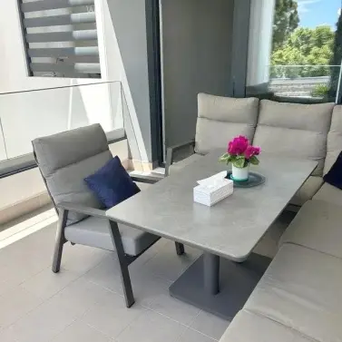 Venta de apartamento en planta media en Marbella