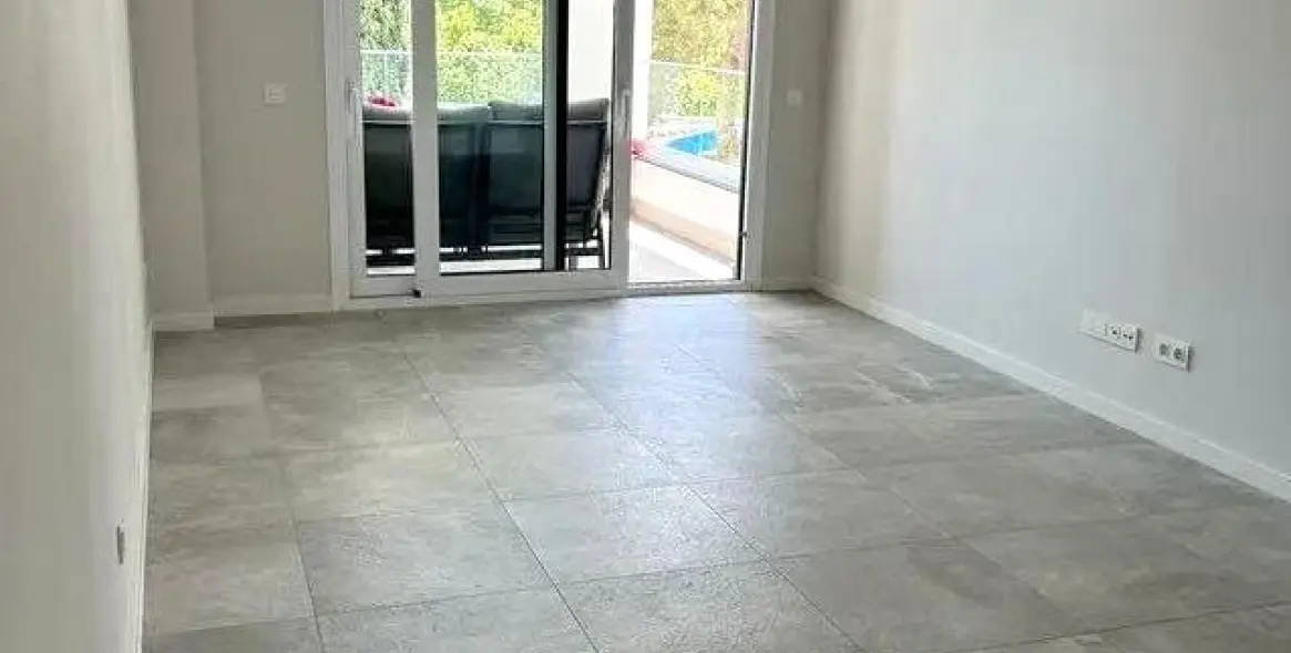 Venta de apartamento en planta media en Marbella 8