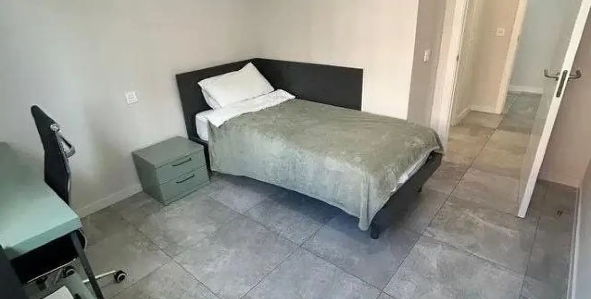 Venta de apartamento en planta media en Marbella 15