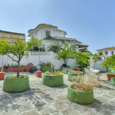 Venta de casa pareada en Marbella