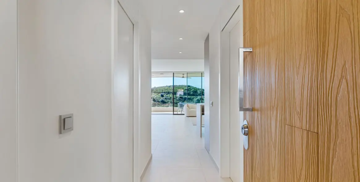 Venta de apartamento en planta media en Fuengirola 4