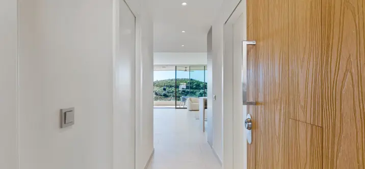 Venta de apartamento en planta media en Fuengirola 3