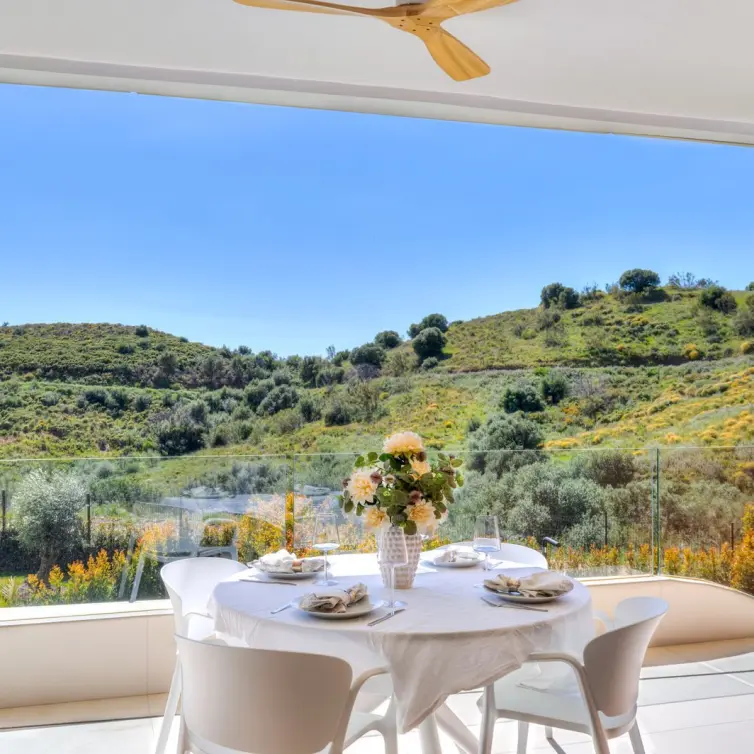 Продажа апартаментов на среднем этаже в Fuengirola