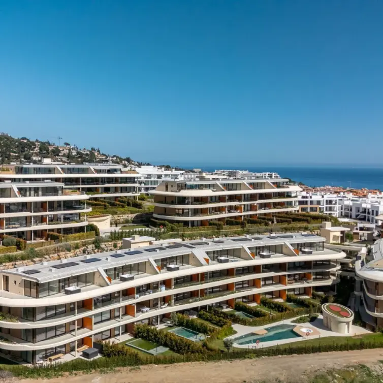 Продажа апартаментов на среднем этаже в Fuengirola