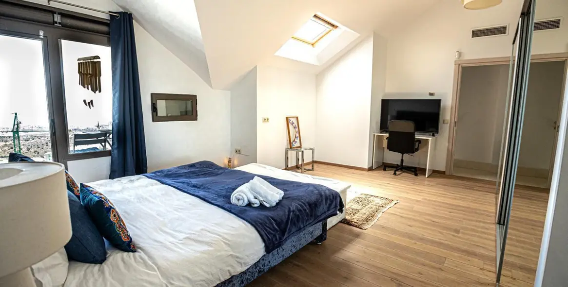 Venta de ático dúplex en Mijas 13