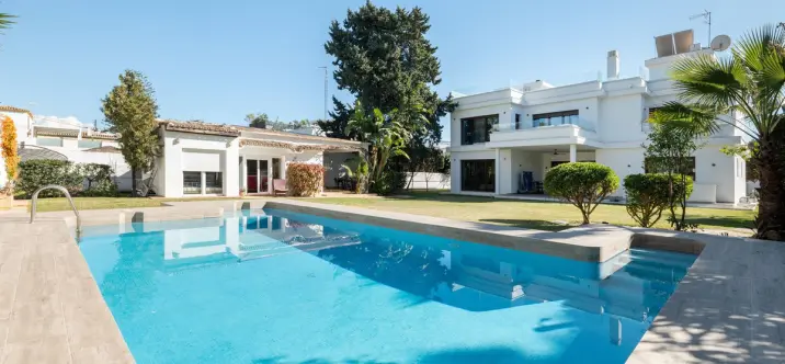Long-term rent of detached villa in San Pedro de Alcántara 2
