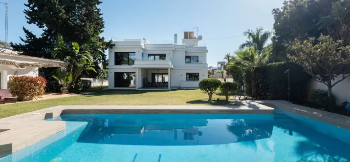 Long-term rent of detached villa in San Pedro de Alcántara 3
