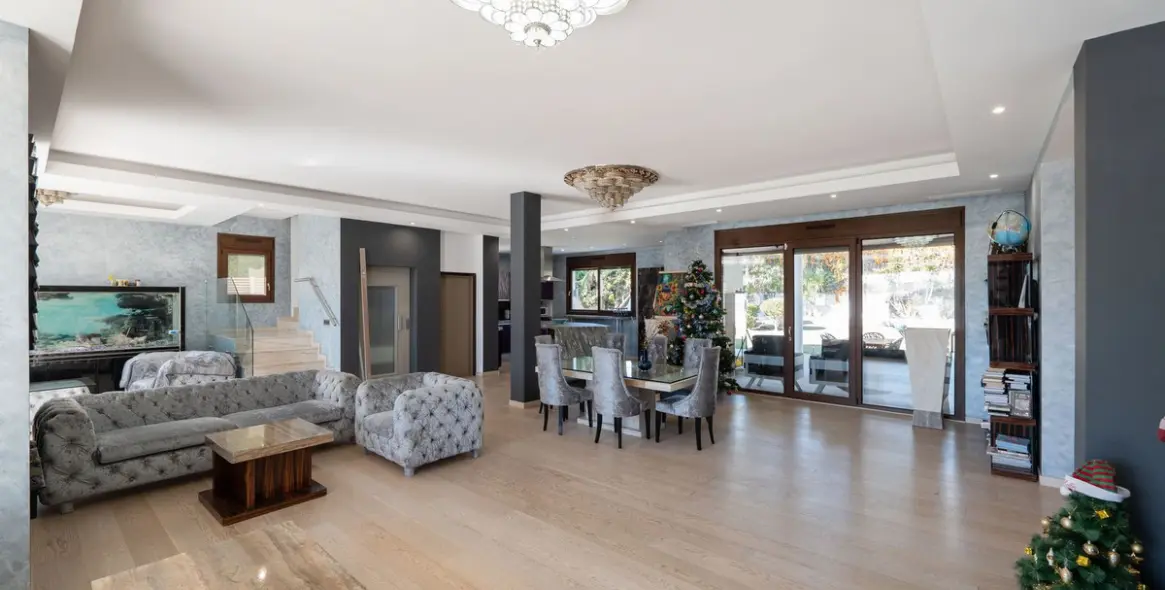 Alquiler a largo plazo de villa independiente en San Pedro de Alcántara 8