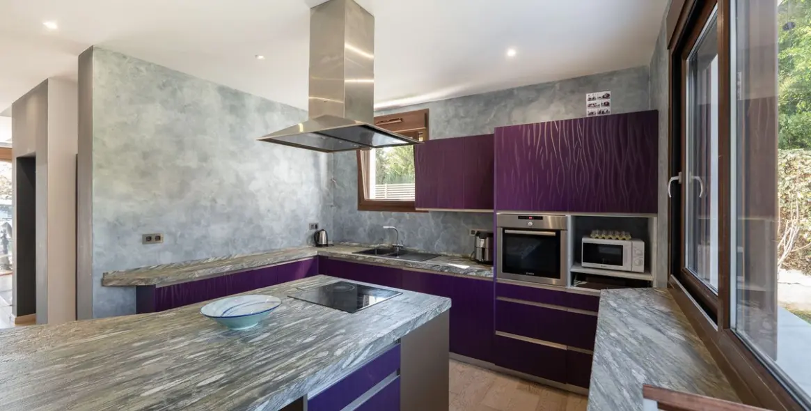 Alquiler a largo plazo de villa independiente en San Pedro de Alcántara 11