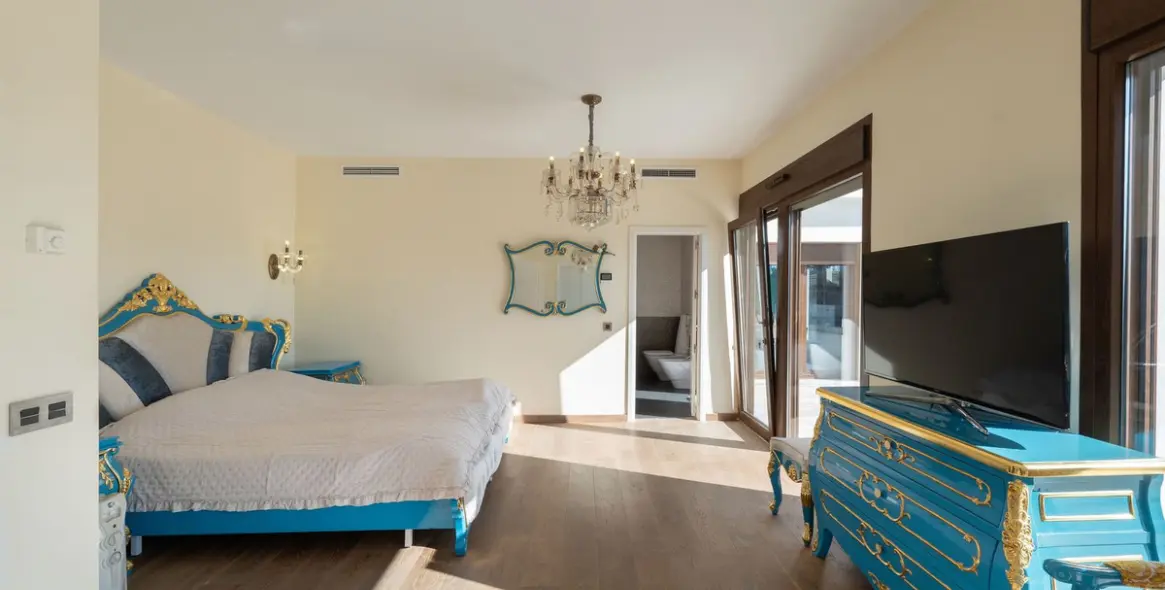 Alquiler a largo plazo de villa independiente en San Pedro de Alcántara 19