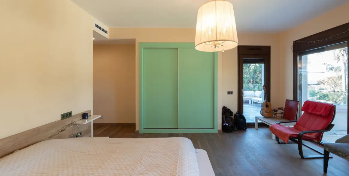 Alquiler a largo plazo de villa independiente en San Pedro de Alcántara 28