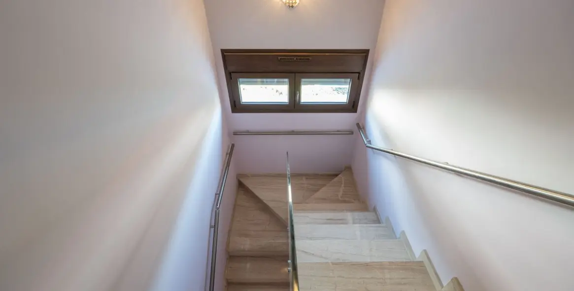 Alquiler a largo plazo de villa independiente en San Pedro de Alcántara 33