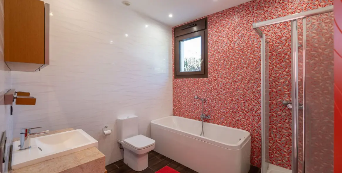 Alquiler a largo plazo de villa independiente en San Pedro de Alcántara 37