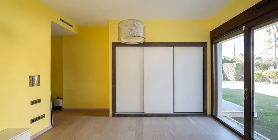 Alquiler a largo plazo de villa independiente en San Pedro de Alcántara 41