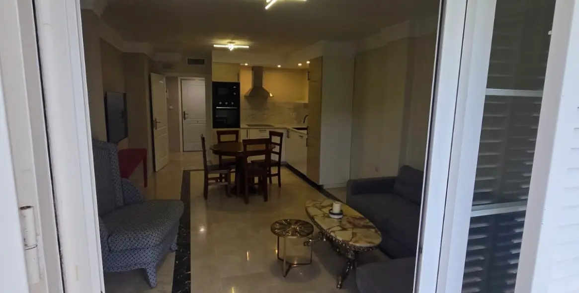 Долгосрочная аренда апартаментов на первом этаже в Marbella 9