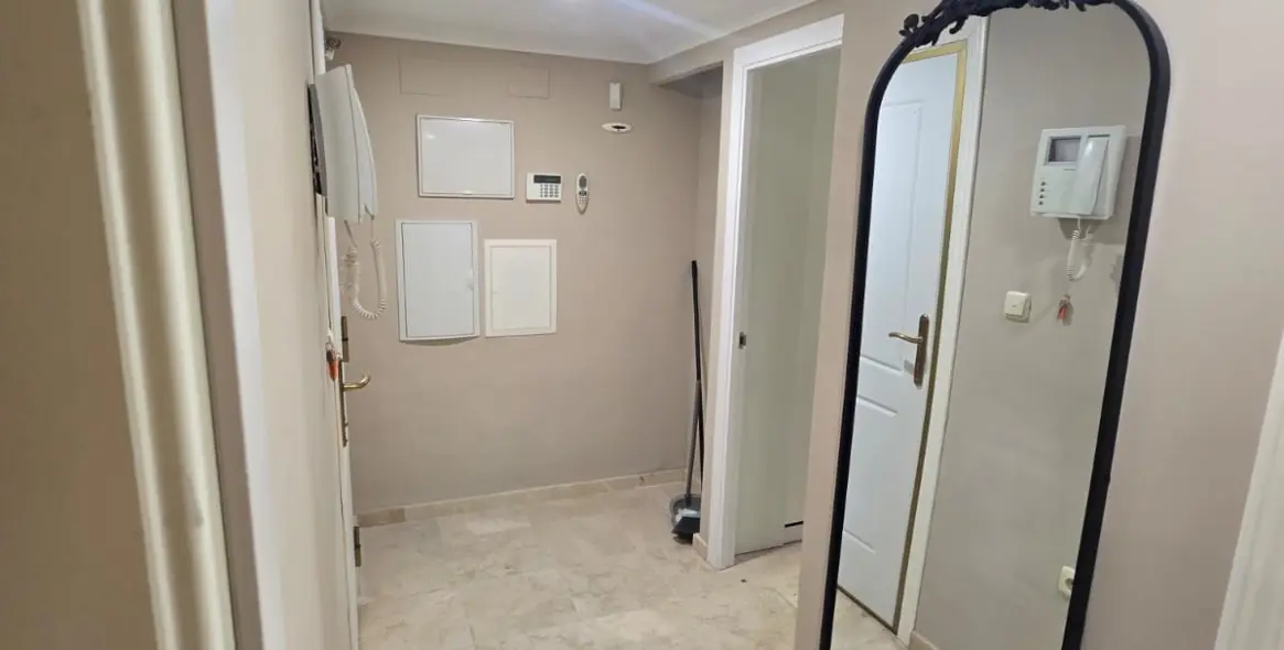 Долгосрочная аренда апартаментов на первом этаже в Marbella 13