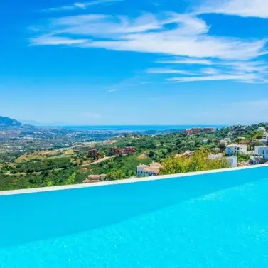 Краткосрочная аренда  отдельно стоящей виллы в La Mairena